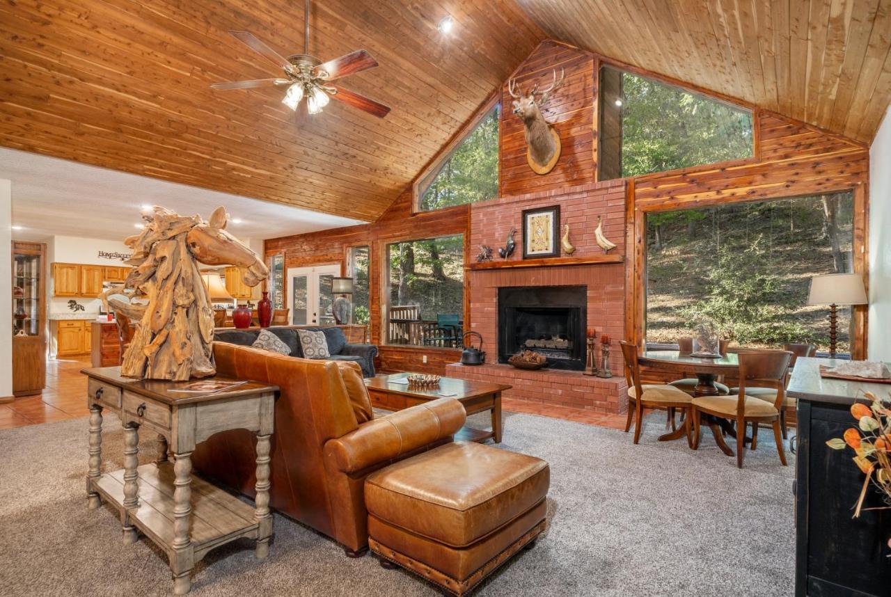Luxury Rock Creek Cabin W Deck By Lake Hamilton Hot Springs Eksteriør bilde