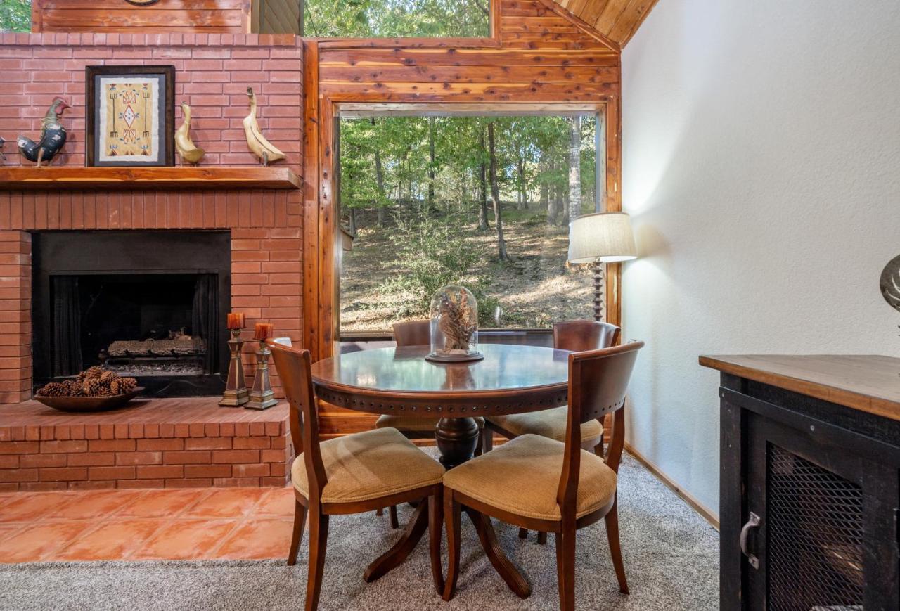 Luxury Rock Creek Cabin W Deck By Lake Hamilton Hot Springs Rom bilde